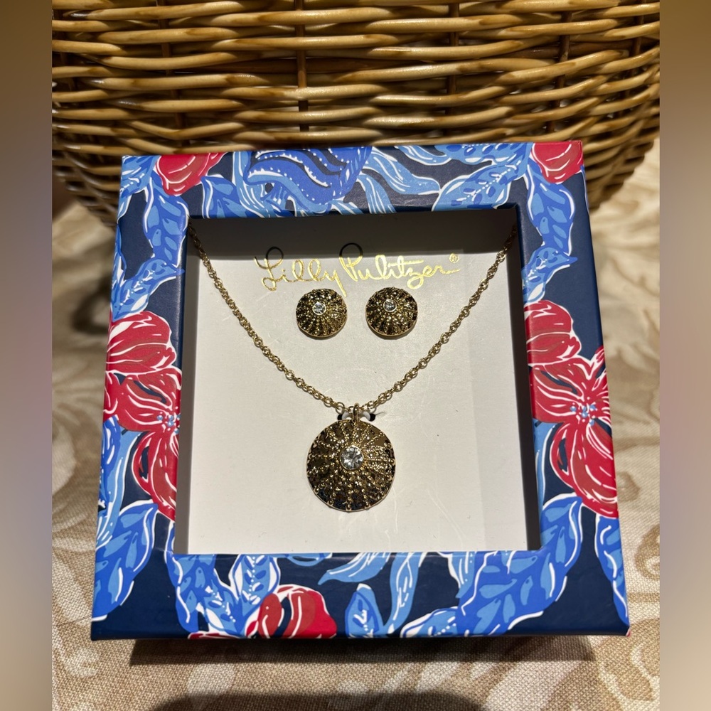 Lilly Pulitzer Golden Crystal Pendant Necklace & Earrings Set